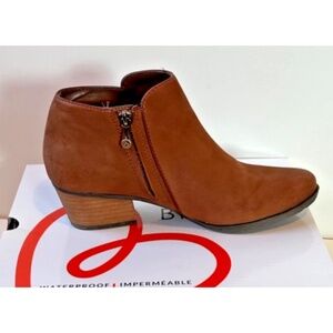 NEW Blondo Villa Womens Waterproof Bootie Cognac Nubuck Size 8.5M